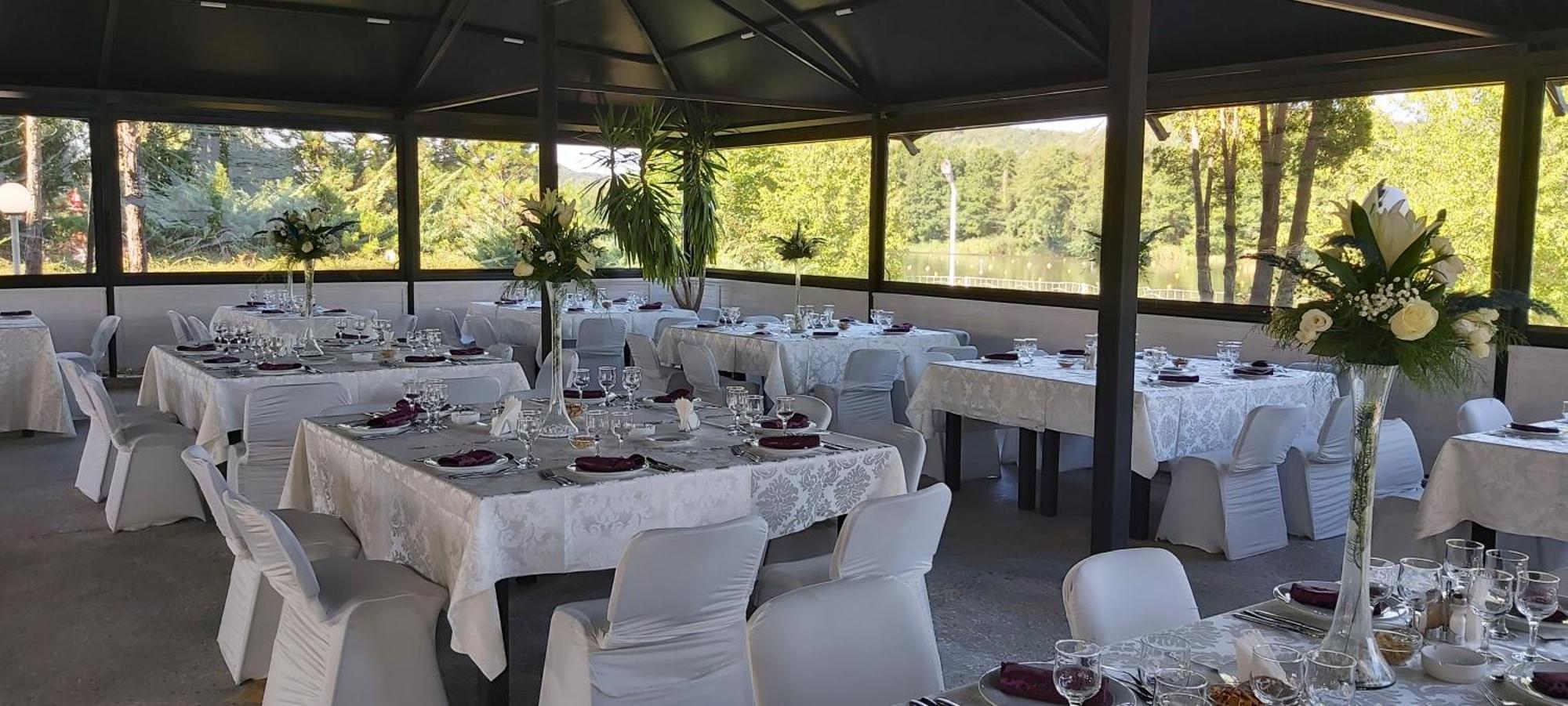 Hotel Star Piteşti Kültér fotó