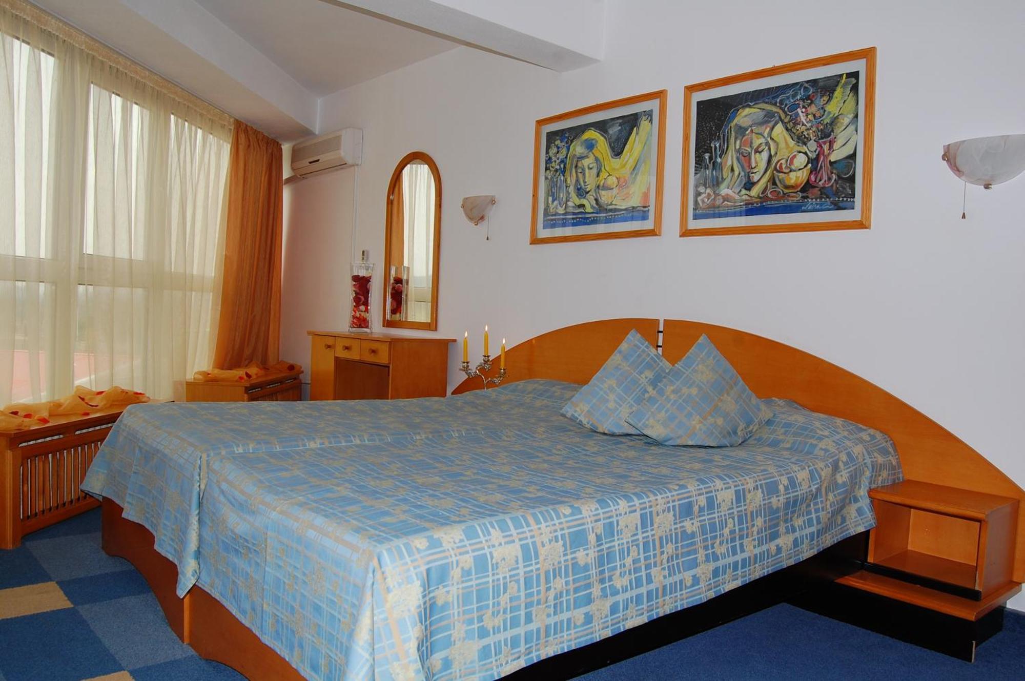 Hotel Star Piteşti Kültér fotó