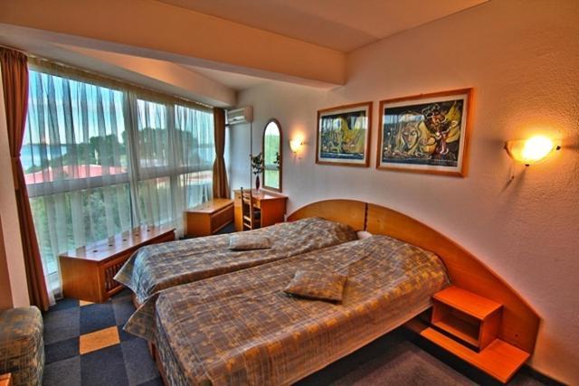 Hotel Star Piteşti Szoba fotó